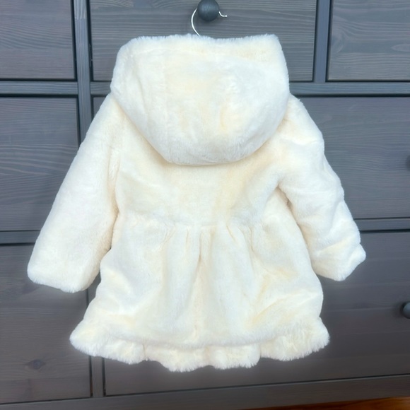 American-Widgeon Faux Fur Toddler Hooded Coat (Cream) - Picture 3 of 6